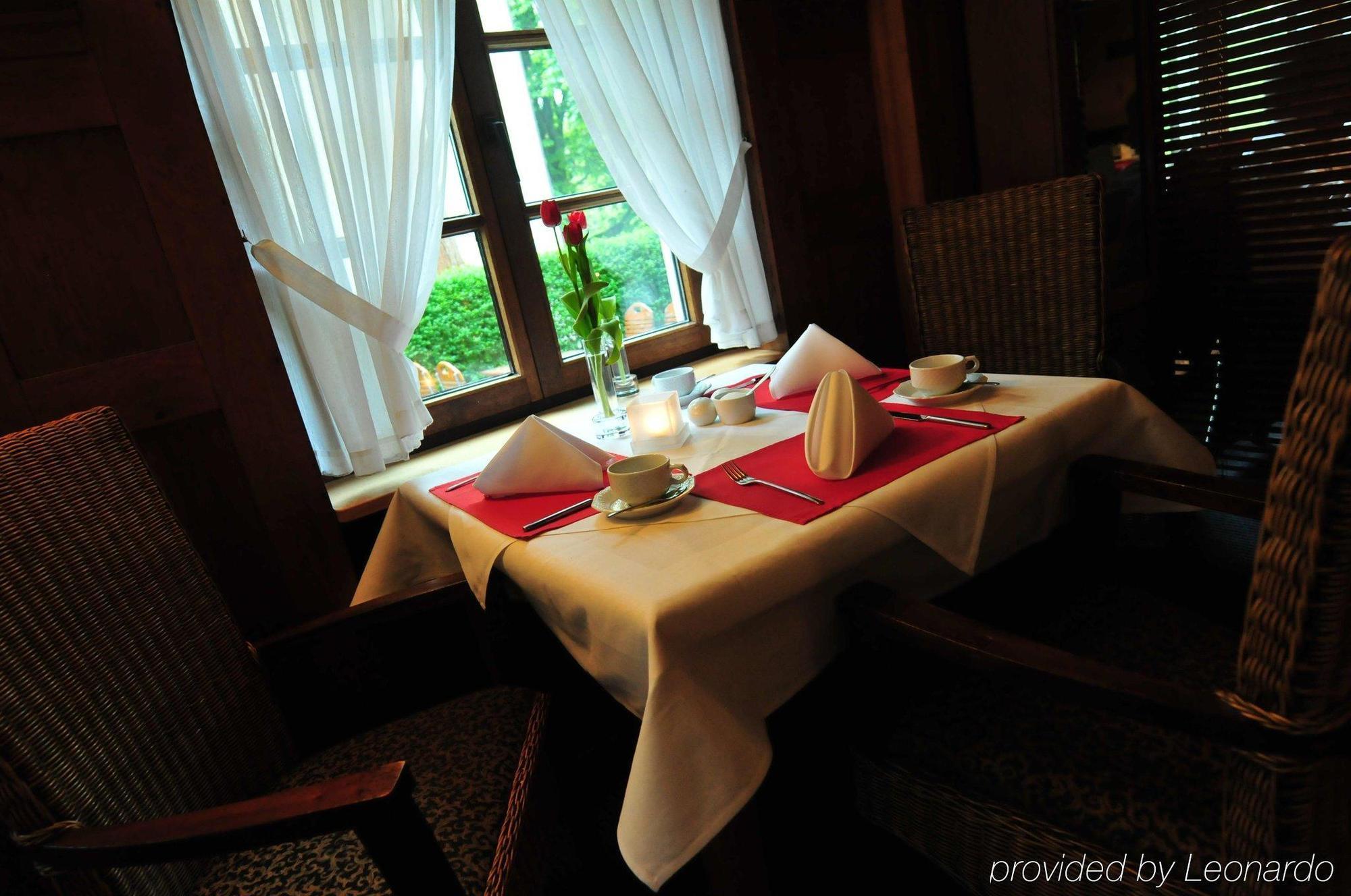Hotel Am Ruhrufer Business & Golf Мильгейм-на-Руре Экстерьер фото